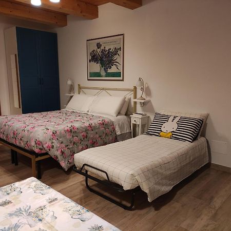 Casa Montefiore 13 Iris Lt Nella Tranquilla Campagna Marchigiana Ancona Eksteriør billede